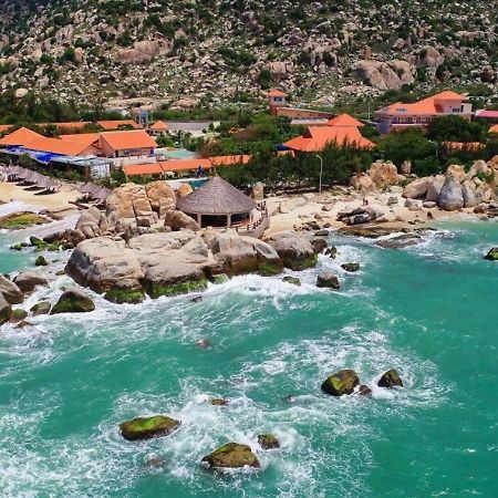 Hon Co Resort - Ca Na Thôn Lạc Nghiệp Kültér fotó