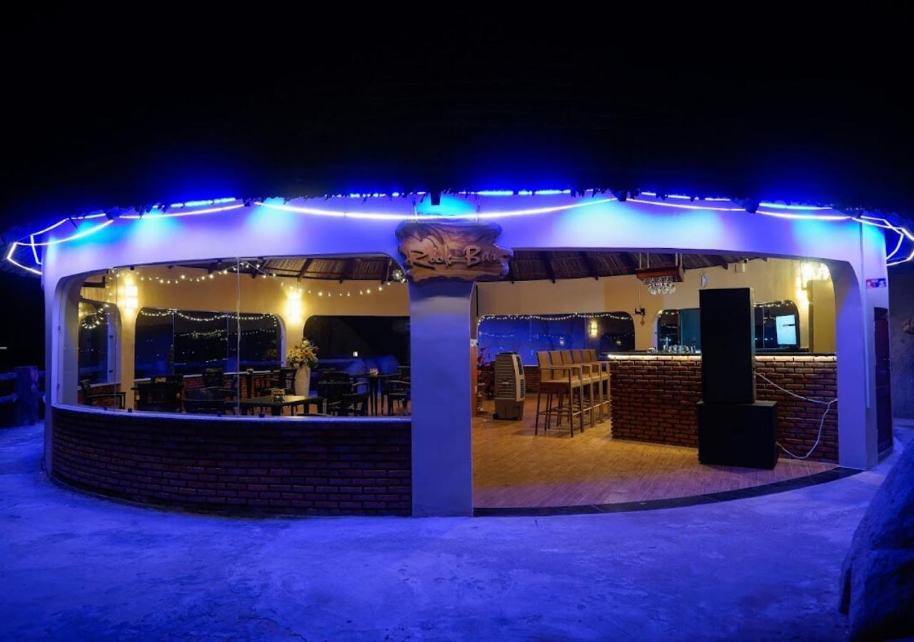 Hon Co Resort - Ca Na Thôn Lạc Nghiệp Kültér fotó