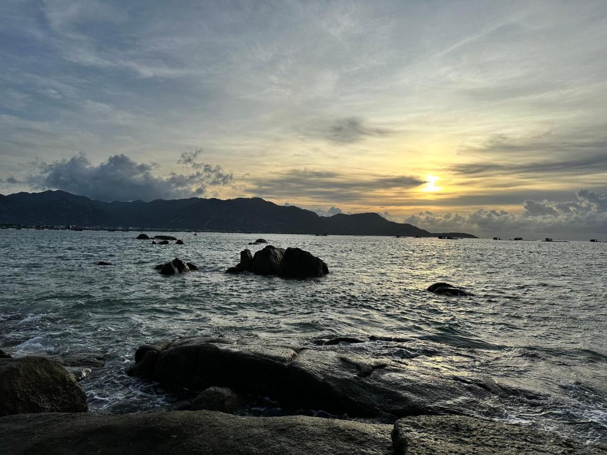 Hon Co Resort - Ca Na Thôn Lạc Nghiệp Kültér fotó