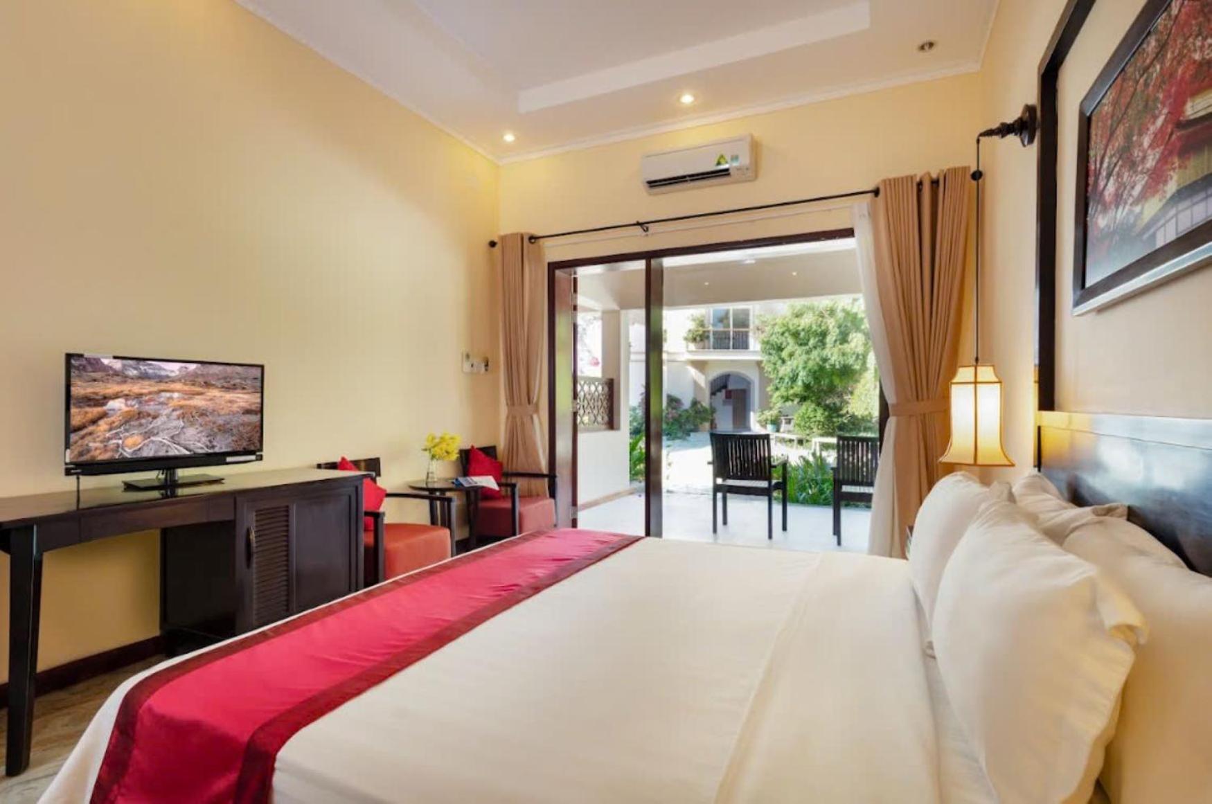 Hon Co Resort - Ca Na Thôn Lạc Nghiệp Kültér fotó