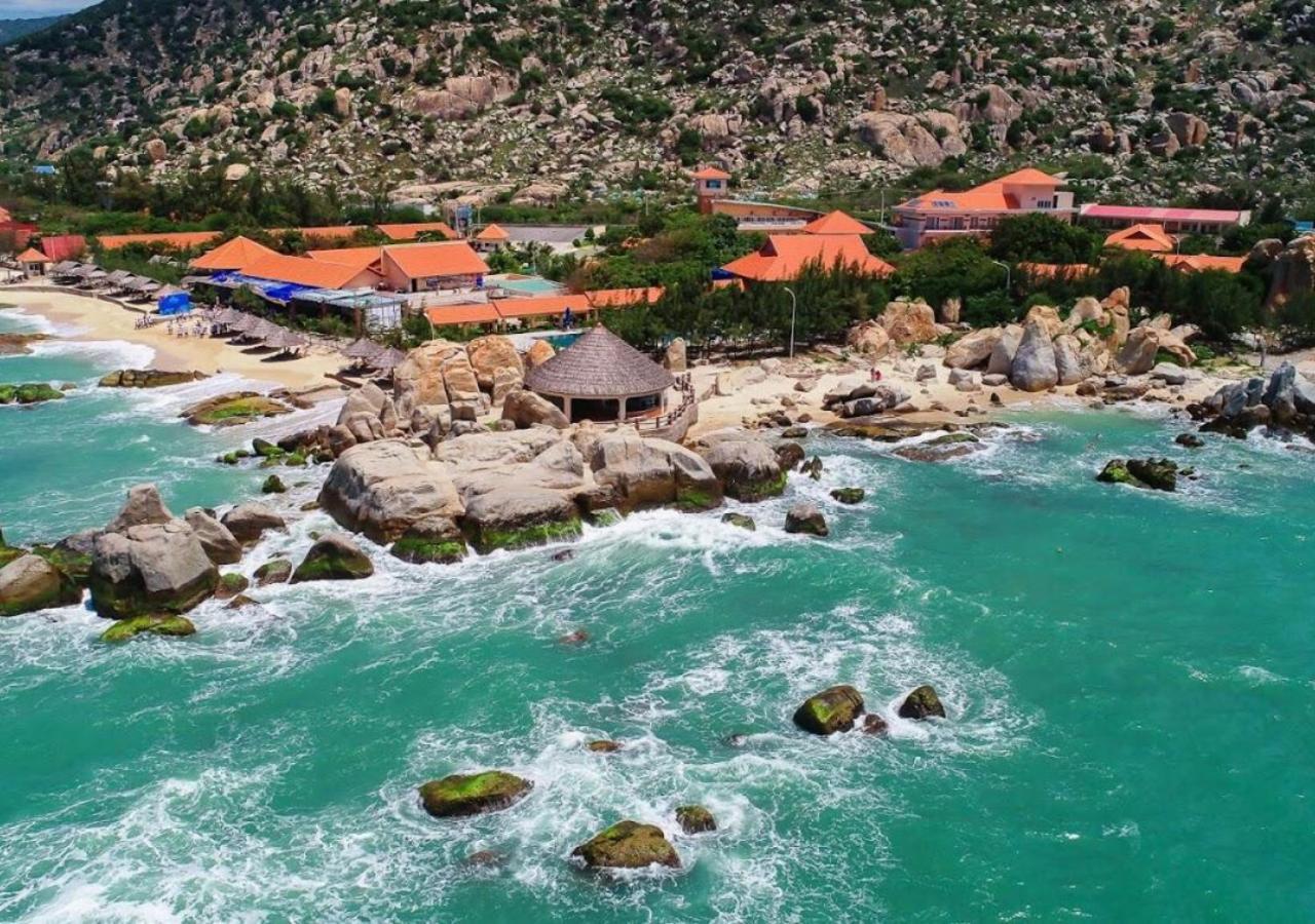 Hon Co Resort - Ca Na Thôn Lạc Nghiệp Kültér fotó